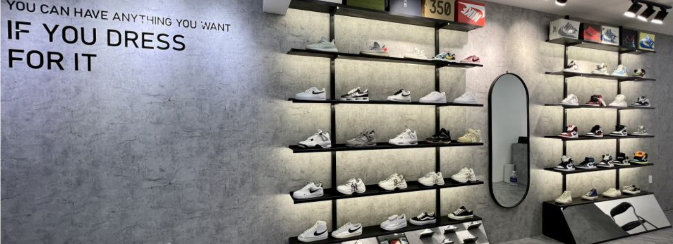 Cop Sneaker VN tuyển dụng