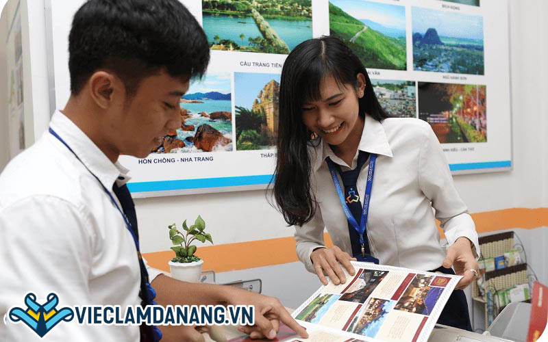 Tour operator là gì