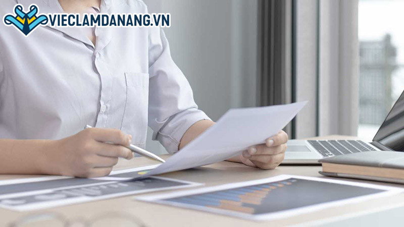 Bàn giao công việc cho người thay thế