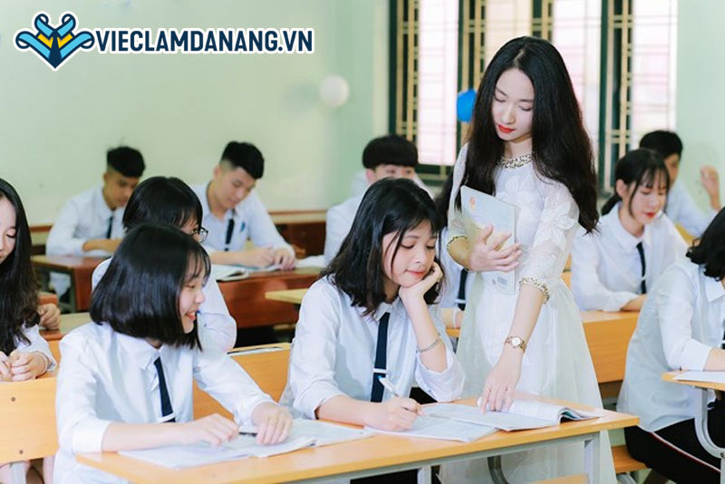 Nhóm ngành sư phạm