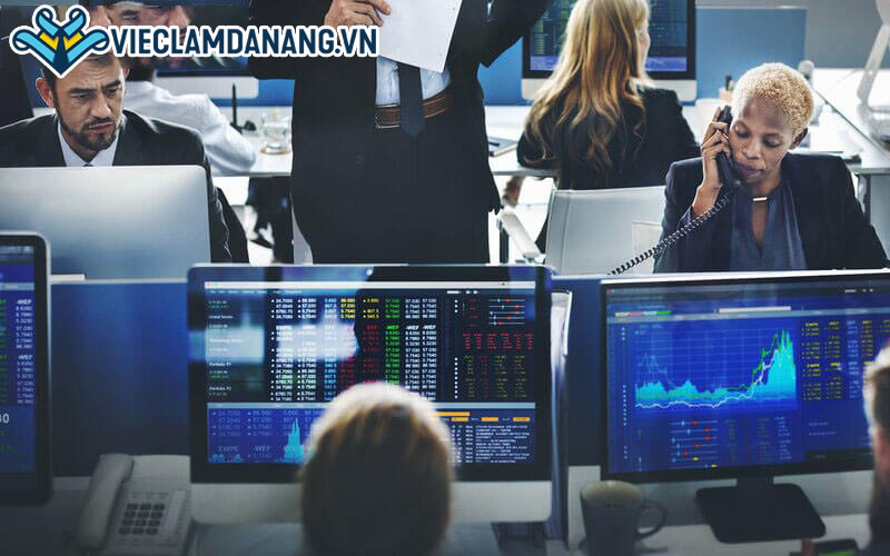 Stock broker là gì
