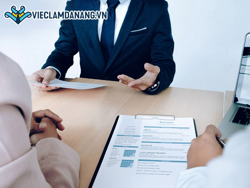 Bạn nghĩ thế nào là một nhân viên chăm sóc khách hàng giỏi?