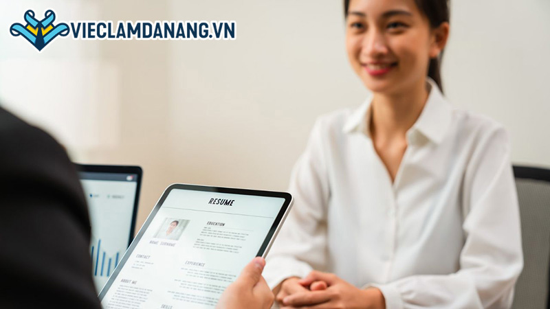 Chọn trang phục phỏng vấn lịch sự